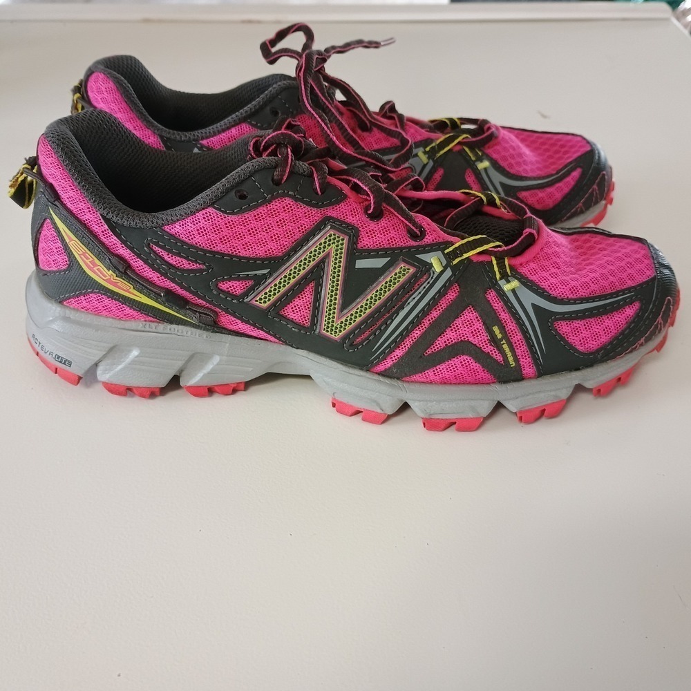 New Balance Women's Pink Sneaker 610 V2 Acteva Lite Size 7.5 B - Picture 2 of 10
